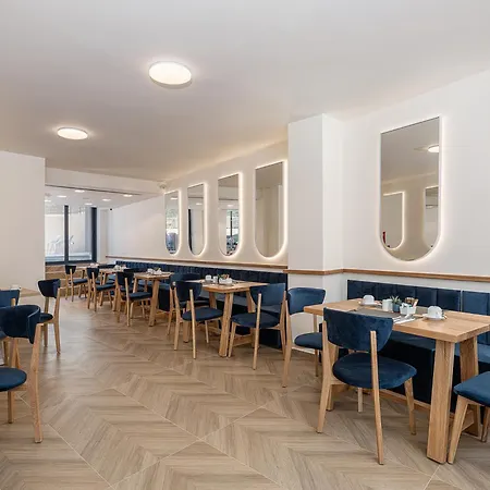 Miss Marrone Hotel 4*
